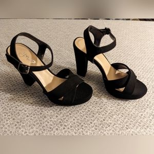 Women's Y-Not Keeper Dress Sandals